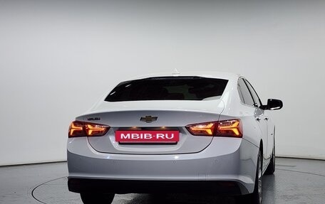 Chevrolet Malibu IX, 2021 год, 1 440 000 рублей, 4 фотография