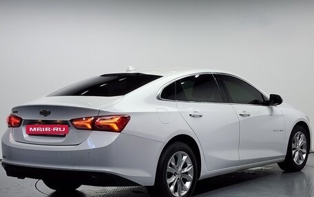 Chevrolet Malibu IX, 2021 год, 1 440 000 рублей, 2 фотография