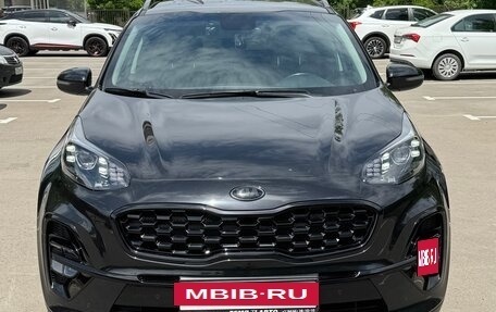KIA Sportage IV рестайлинг, 2021 год, 2 400 000 рублей, 2 фотография