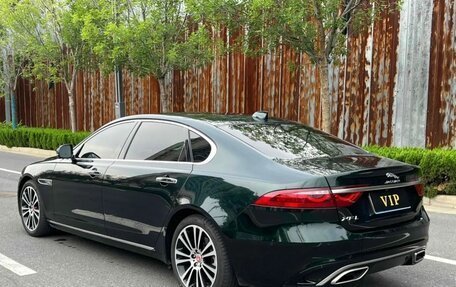 Jaguar XF II, 2022 год, 7 000 000 рублей, 2 фотография