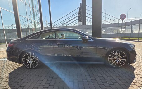 Mercedes-Benz E-Класс, 2019 год, 4 190 000 рублей, 6 фотография