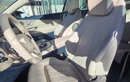 Mercedes-Benz E-Класс, 2019 год, 4 190 000 рублей, 10 фотография