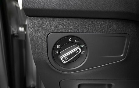 Volkswagen Tiguan II, 2018 год, 2 845 000 рублей, 24 фотография
