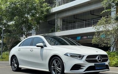 Mercedes-Benz A-Класс, 2021 год, 1 680 000 рублей, 1 фотография