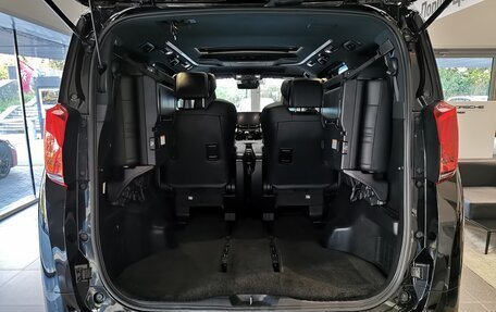 Toyota Alphard III, 2021 год, 4 650 000 рублей, 7 фотография