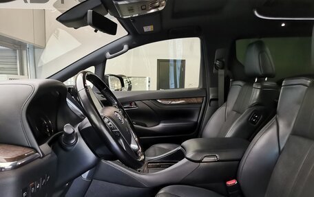 Toyota Alphard III, 2021 год, 4 650 000 рублей, 12 фотография