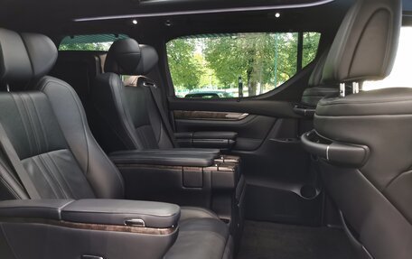 Toyota Alphard III, 2021 год, 4 650 000 рублей, 20 фотография