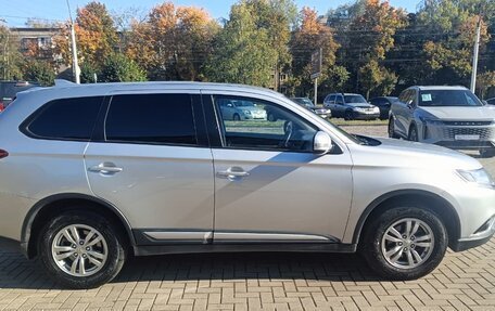 Mitsubishi Outlander III рестайлинг 3, 2018 год, 1 554 000 рублей, 9 фотография