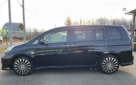 Toyota ISis I, 2013 год, 1 180 000 рублей, 5 фотография