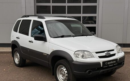 Chevrolet Niva I рестайлинг, 2017 год, 720 000 рублей, 7 фотография