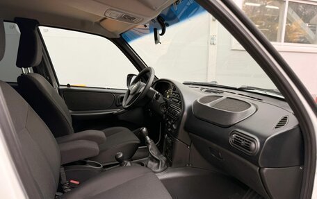 Chevrolet Niva I рестайлинг, 2017 год, 720 000 рублей, 11 фотография