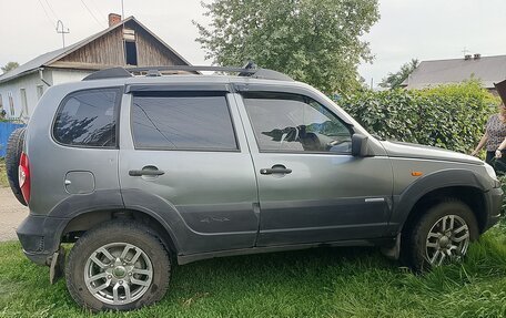 Chevrolet Niva I рестайлинг, 2009 год, 465 000 рублей, 8 фотография