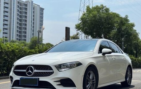 Mercedes-Benz A-Класс, 2021 год, 1 680 000 рублей, 3 фотография