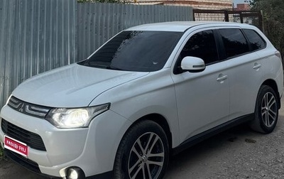 Mitsubishi Outlander III рестайлинг 3, 2012 год, 1 140 000 рублей, 1 фотография