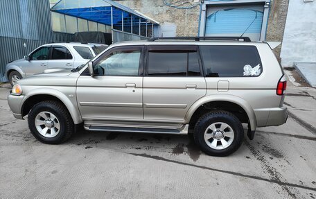 Mitsubishi Pajero Sport II рестайлинг, 2006 год, 750 000 рублей, 4 фотография