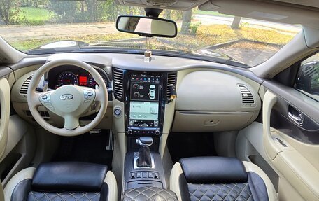 Infiniti FX II, 2008 год, 1 420 000 рублей, 10 фотография