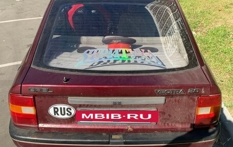 Opel Vectra A, 1989 год, 180 000 рублей, 2 фотография