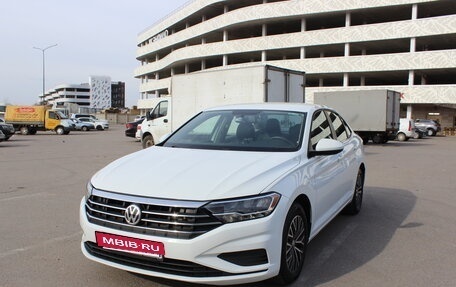 Volkswagen Jetta VII, 2021 год, 1 999 000 рублей, 2 фотография