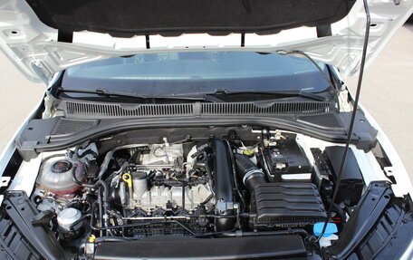 Volkswagen Jetta VII, 2021 год, 1 999 000 рублей, 16 фотография