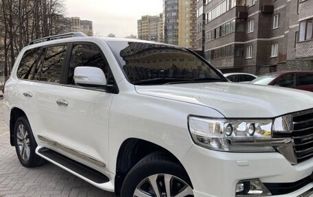 Toyota Land Cruiser 200, 2016 год, 6 350 000 рублей, 14 фотография