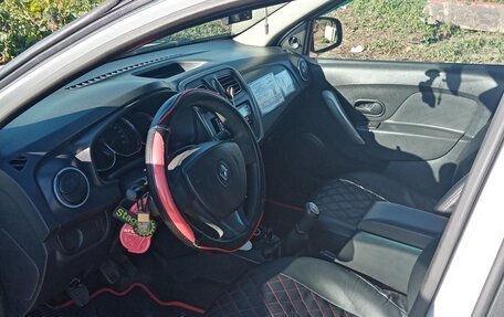 Renault Logan II, 2014 год, 370 000 рублей, 5 фотография