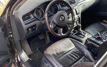 Skoda Superb III рестайлинг, 2013 год, 1 198 000 рублей, 12 фотография
