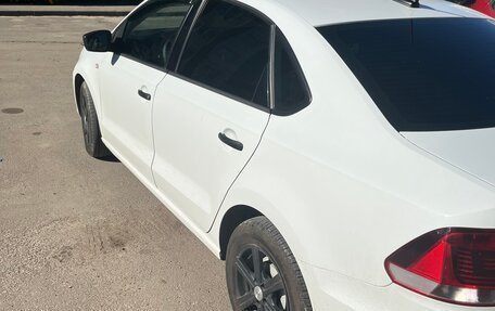 Volkswagen Polo VI (EU Market), 2018 год, 1 350 000 рублей, 3 фотография