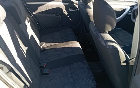 Renault Sandero I, 2011 год, 650 000 рублей, 11 фотография