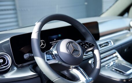 Mercedes-Benz V-Класс, 2025 год, 14 350 000 рублей, 15 фотография