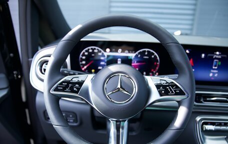 Mercedes-Benz V-Класс, 2025 год, 14 350 000 рублей, 19 фотография