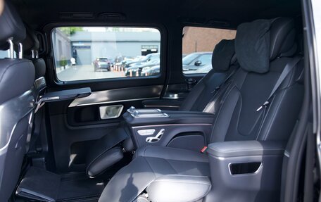 Mercedes-Benz V-Класс, 2025 год, 14 350 000 рублей, 24 фотография