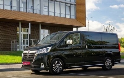 Toyota HiAce H300, 2021 год, 2 800 000 рублей, 1 фотография
