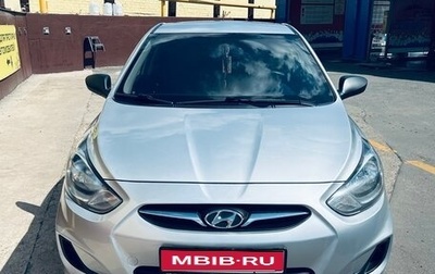 Hyundai Solaris II рестайлинг, 2011 год, 590 000 рублей, 1 фотография