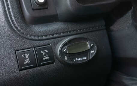 Toyota HiAce H300, 2021 год, 2 800 000 рублей, 3 фотография