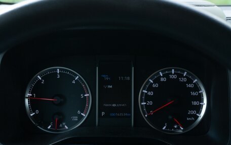 Toyota HiAce H300, 2021 год, 2 800 000 рублей, 5 фотография