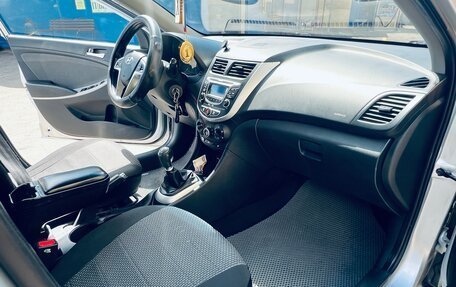 Hyundai Solaris II рестайлинг, 2011 год, 590 000 рублей, 9 фотография