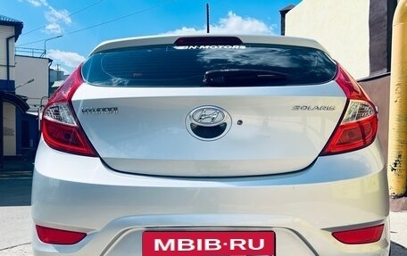 Hyundai Solaris II рестайлинг, 2011 год, 590 000 рублей, 3 фотография