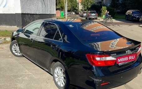 Toyota Camry, 2013 год, 1 650 000 рублей, 4 фотография