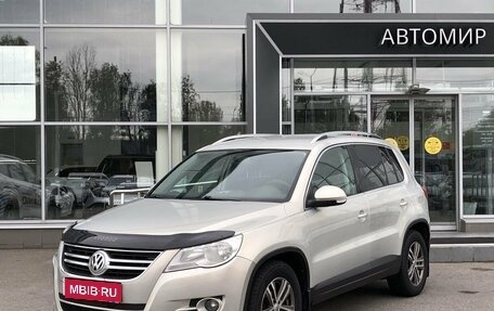 Volkswagen Tiguan I, 2010 год, 1 011 000 рублей, 1 фотография