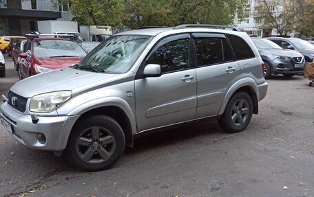 Toyota RAV4, 2003 год, 620 000 рублей, 1 фотография