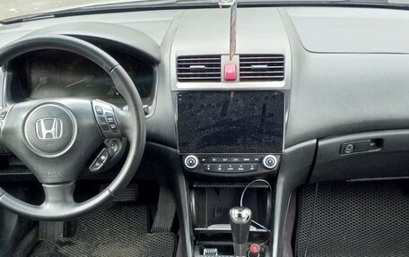 Honda Accord VII рестайлинг, 2005 год, 630 000 рублей, 22 фотография