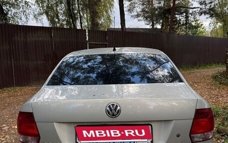 Volkswagen Polo VI (EU Market), 2010 год, 690 000 рублей, 2 фотография