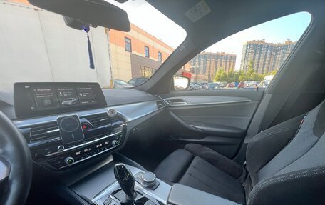 BMW 5 серия, 2018 год, 3 400 000 рублей, 19 фотография
