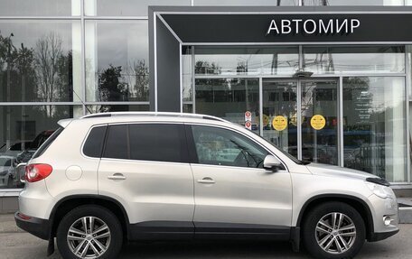 Volkswagen Tiguan I, 2010 год, 1 011 000 рублей, 4 фотография