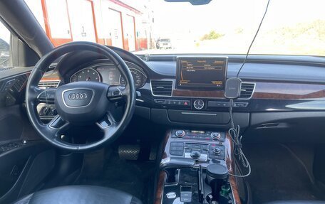 Audi A8, 2012 год, 1 650 000 рублей, 5 фотография