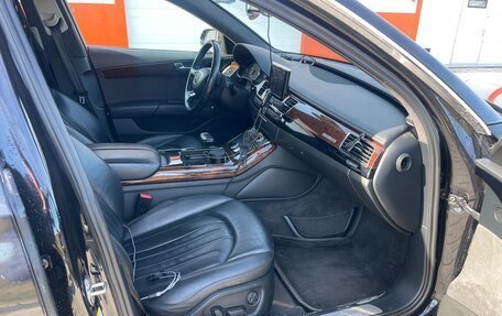 Audi A8, 2012 год, 1 650 000 рублей, 10 фотография