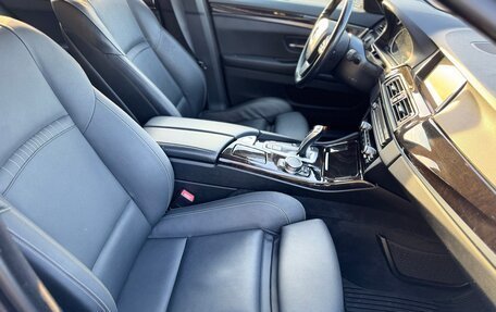 BMW 5 серия, 2016 год, 2 550 000 рублей, 13 фотография
