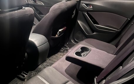 Mazda 3, 2016 год, 1 800 000 рублей, 13 фотография