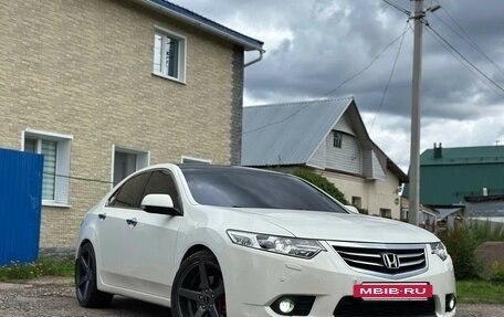 Honda Accord VIII рестайлинг, 2011 год, 1 200 000 рублей, 5 фотография