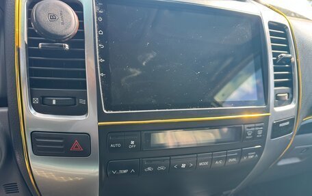 Toyota Land Cruiser Prado 120 рестайлинг, 2008 год, 2 450 000 рублей, 10 фотография